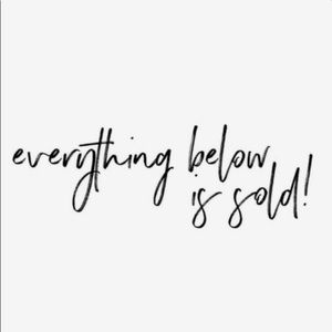 🌻 Thank you for Checking Out My Closet!🌻